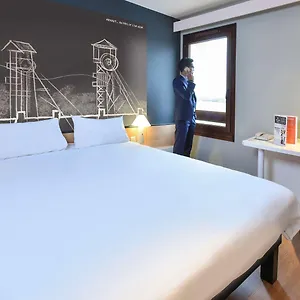 Отель Ibis Charleroi Airport Brussels South ***