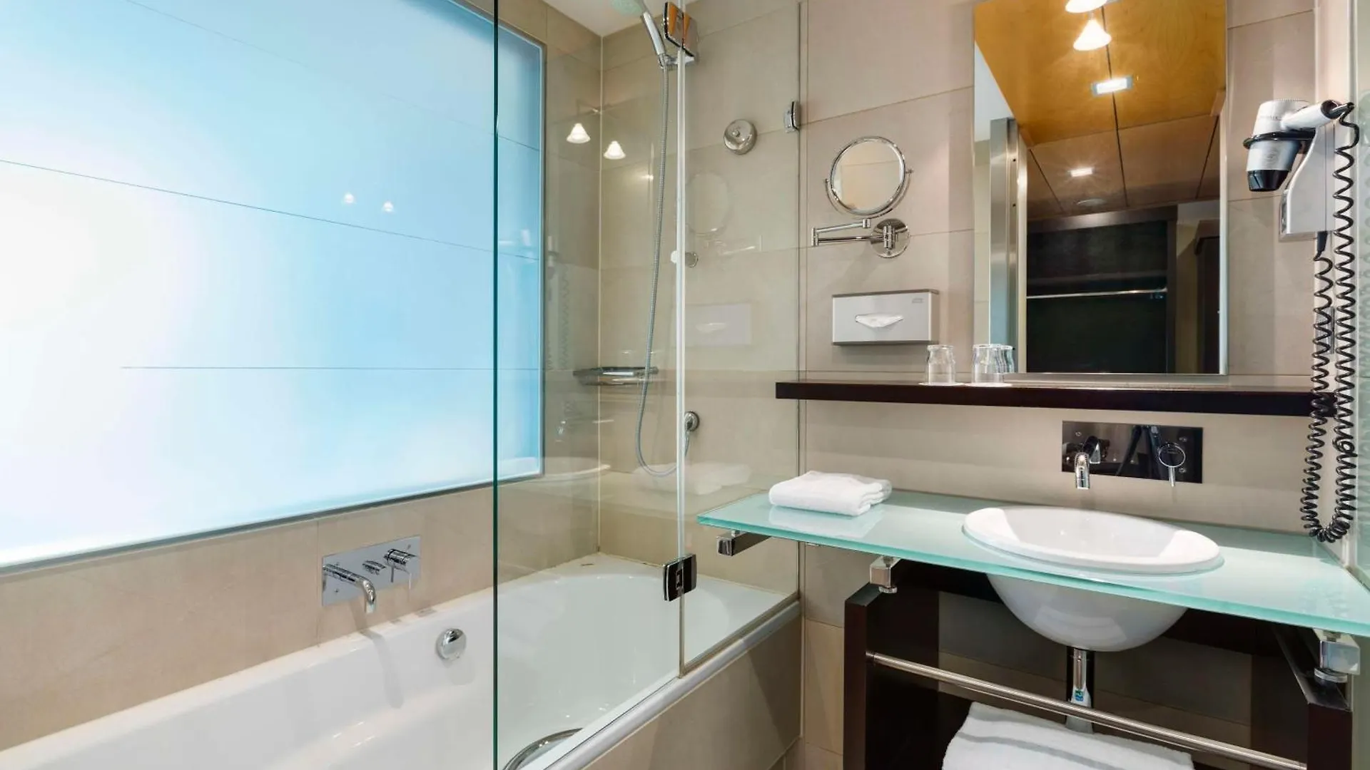 ****  NH Den Haag Hotel Nederland