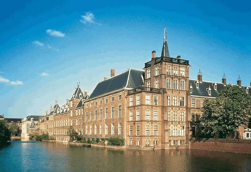 NH Den Haag Hotel 4*,